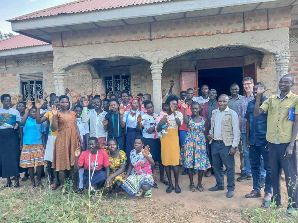 INSPIRE Staff, CVC Members, Students and community members pose for a group photo at the skilling Hub